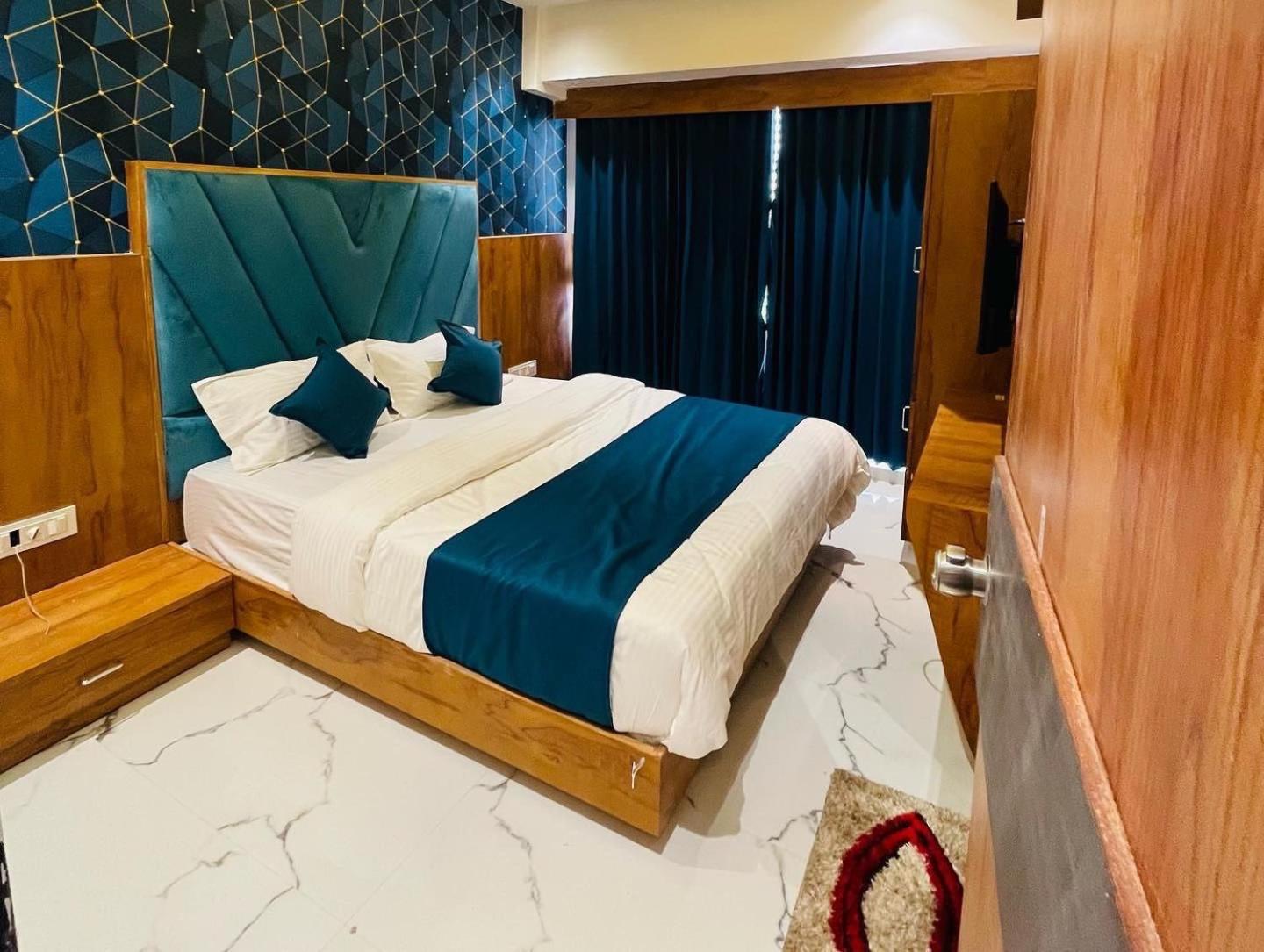 Hotel Paramount Villa Gandhinagar Exterior foto