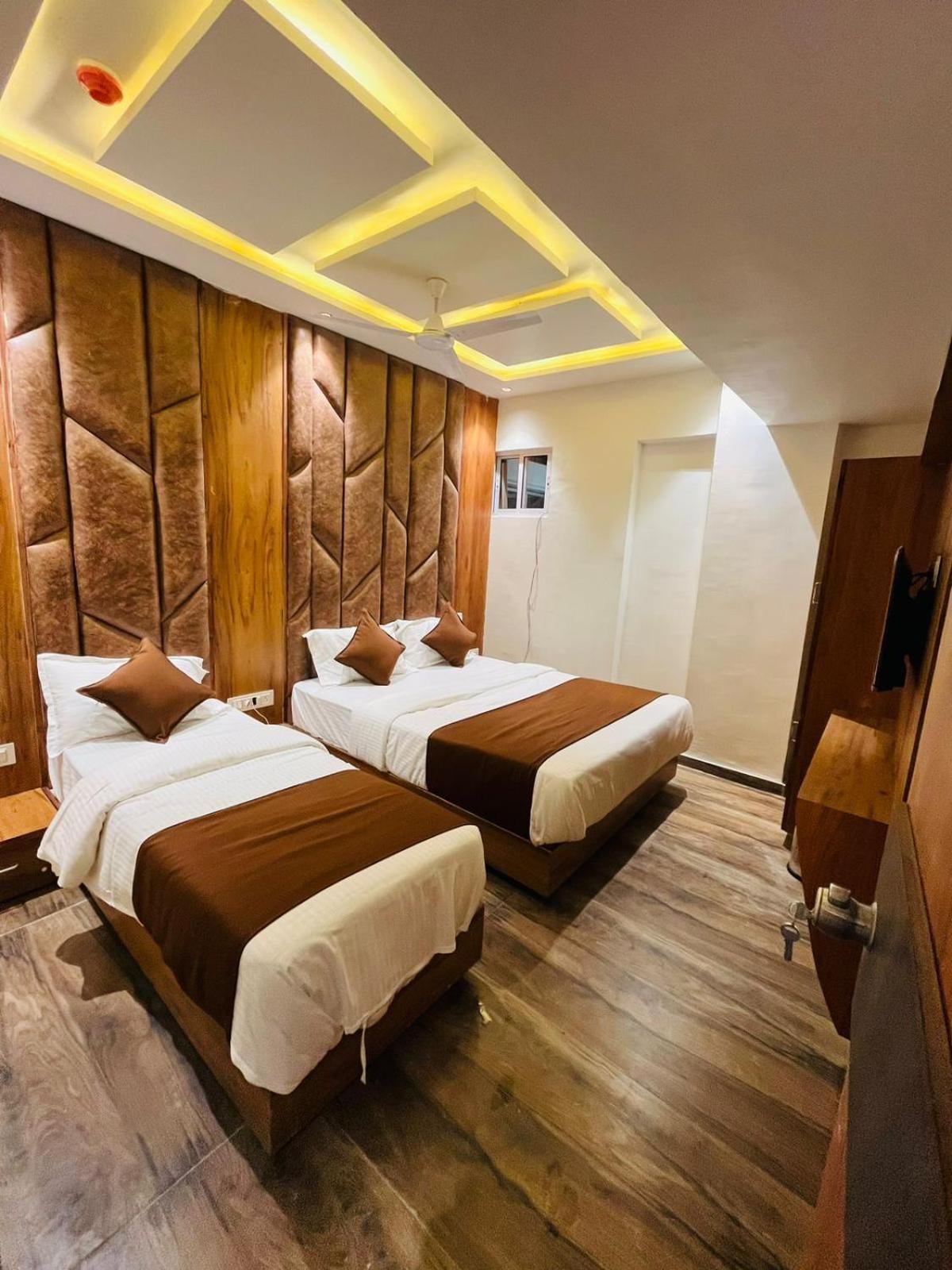 Hotel Paramount Villa Gandhinagar Exterior foto